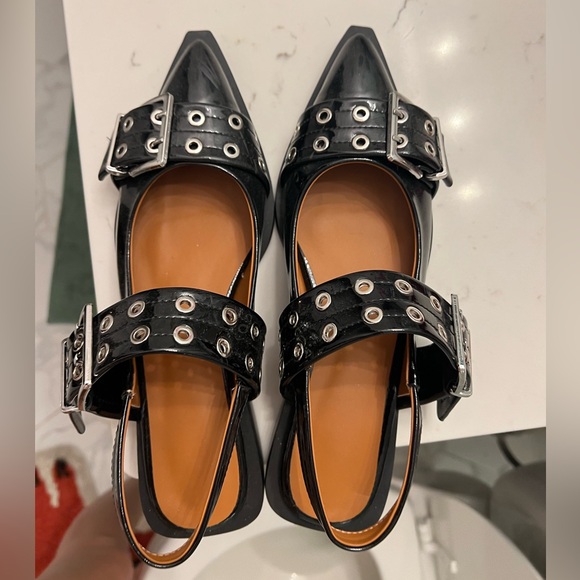 Black Buckle Pointed Toe Ballerina Flats - Picture 2 of 5